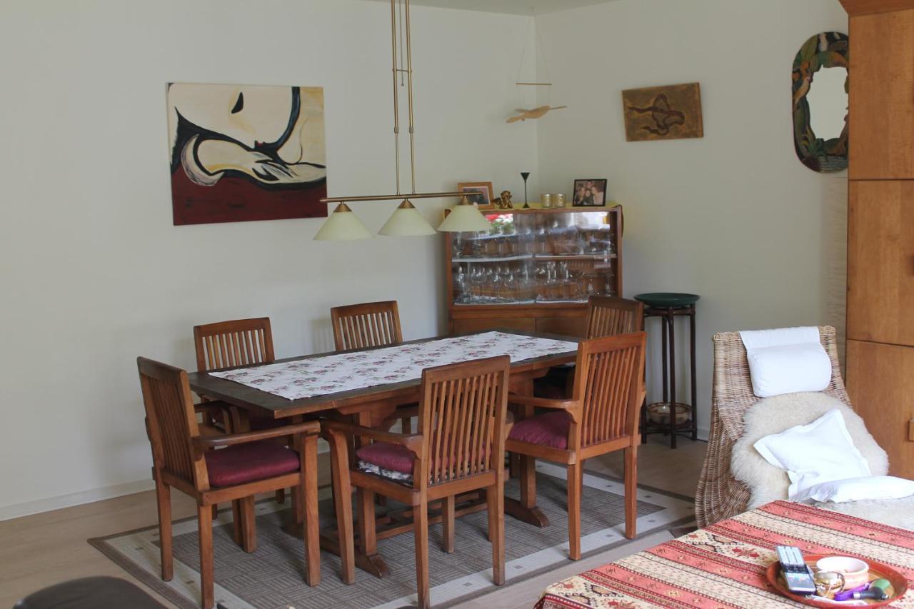 Bed & Breakfast Bonn 24 Mai Bis14 Juni Mit Hund In Der Wohnung ภายนอก รูปภาพ