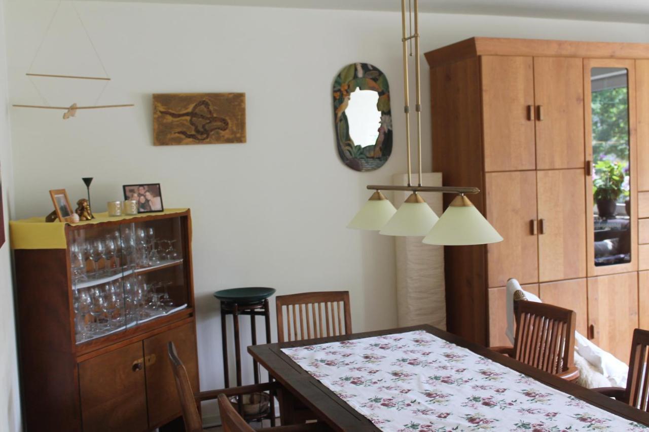 Bed & Breakfast Bonn 24 Mai Bis14 Juni Mit Hund In Der Wohnung ภายนอก รูปภาพ